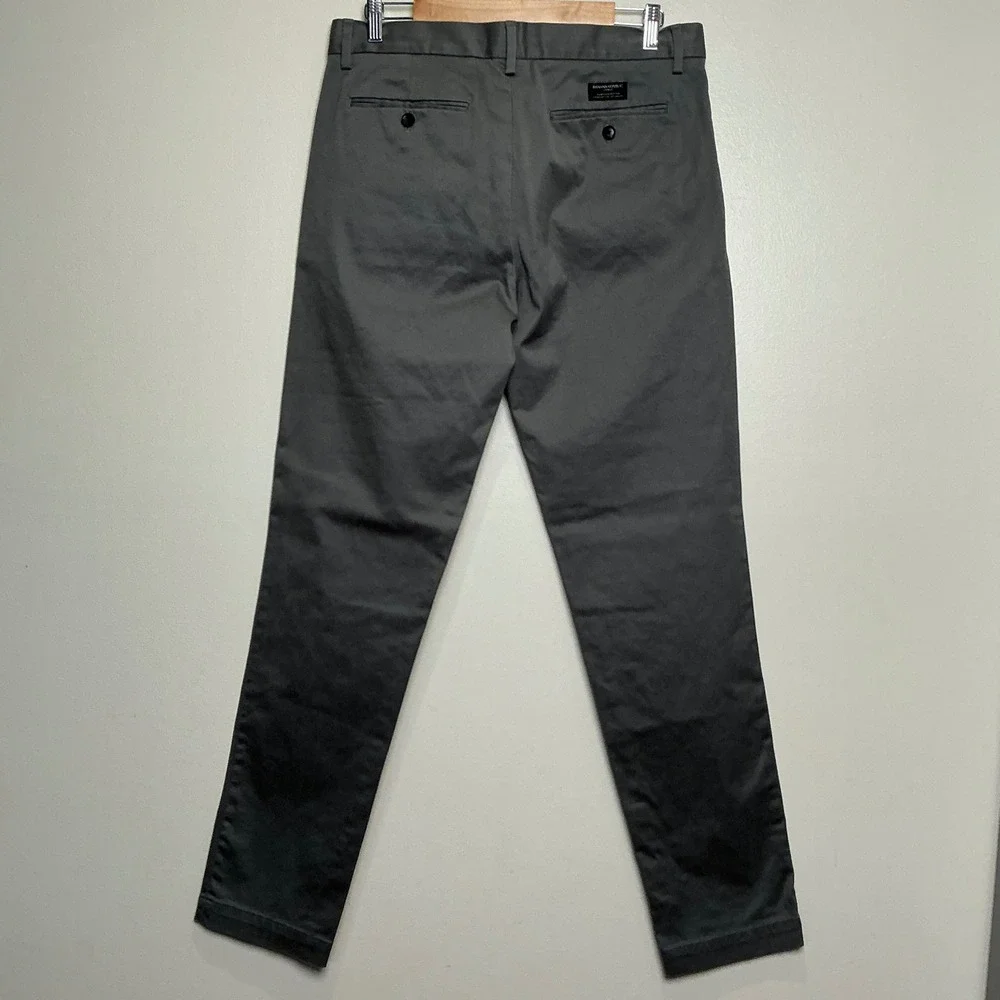 Banana Republic Tapered Fit Chinos Men 33x34 Grey Stretch Casual Work